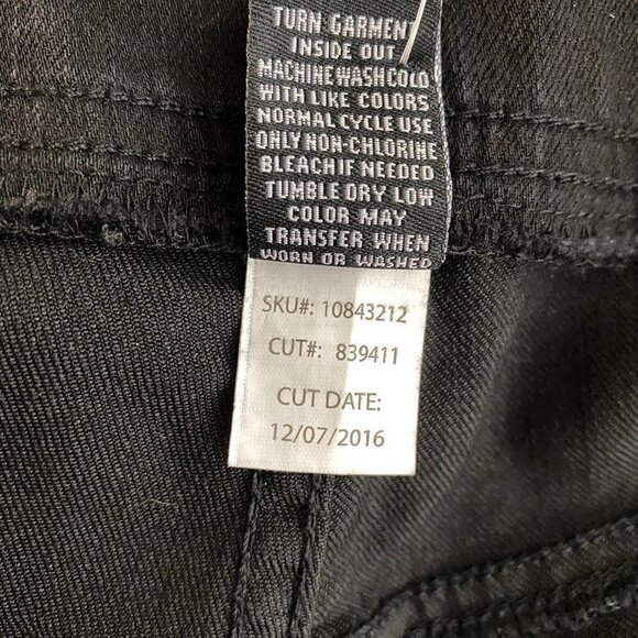 Torrid Lean Jean Crop Black Cotton Blend NWT Women's 5X   Description  Size: 5X - Picture 7 of 10